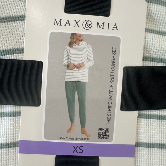 Max & Mia Striped Hoodie and Jogger Set size extra small. Sage color. NWT. - Picture 4 of 6